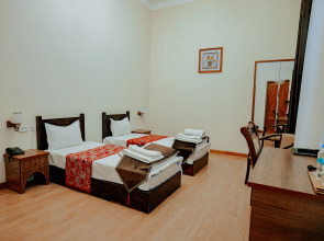 Отель Imperial Palace