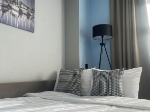 Апартаменты у Часовой Башни Голубые