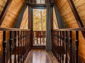 Коттедж Двухэтажный в Терсколе от Квартирукинг