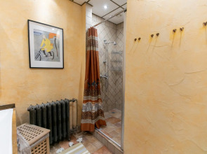 Апартаменты четырёхкомнатные в центре города