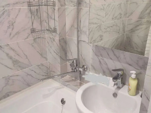 Квартира Евродвушка в Курoртнoм Посёлкe Heбуг