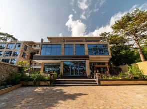 Gostevoj Dom Grand Garden House Guest House