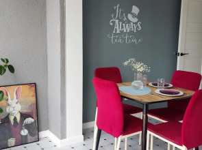 Апартаменты Алиса в Стране Чудес вблизи Южного парка