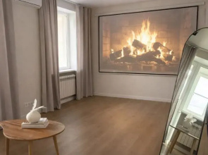 Sovremennaya Dvukhkomnatnaya V Tsentre Flat