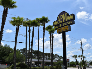 Apm Inn Hotel