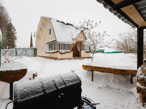 Na Ulitse Shkolnaya 73 Dom 1115 do 15 gostei Private house