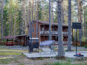 Sosnovyy Bereg Pine-Land Guest House