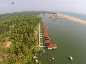 Poovar Island Resort Hotel