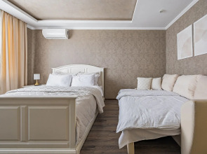 Апартаменты на Карла Маркса 62, с видом на Волгу. м.Стрелка. Сова-Дом