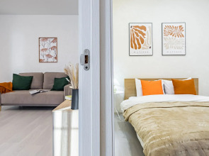 Квартира Светлая на центральной площади до 6 человек