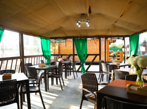 Мини-отель Эко-комплекс "Эмилия"