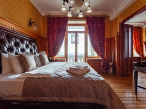 Апартаменты  Роскошные с Балконом и Видом на Кремль