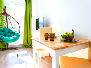 Квартира Студия возле метро Озерная