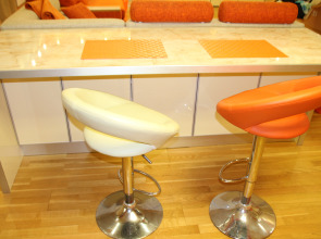 Апартаменты Веселая студия "Оранжевое настроение"