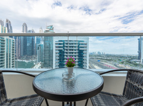 Apartments Marco Polo - 1BR with Marina Views Near Metro & Marina Mall