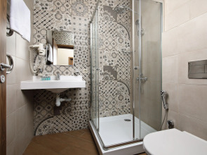 Отель Андерсен