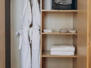 Отель Days Baku