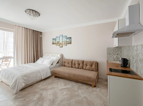 Апартаменты Студия у Станции Метро Грушевка