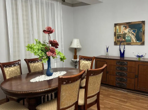 Vip V Tsentre Goroda Apartments