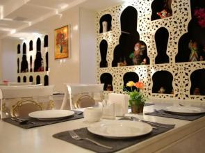 Отель Dilimah Premium Luxury