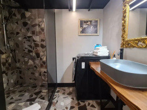 Апартаменты D на Чайковского Люкс