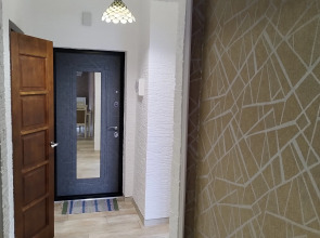 Апартаменты на Леонова