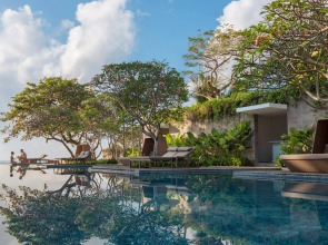 Отель Maya Sanur Resort & Spa