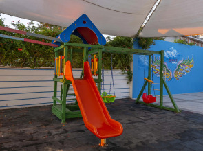 Отель Armas Beach