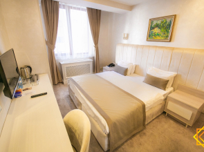 Отель Ganjali Plaza