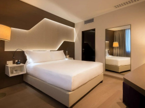 DoubleTree by Hilton Hotel Yerevan City Centre