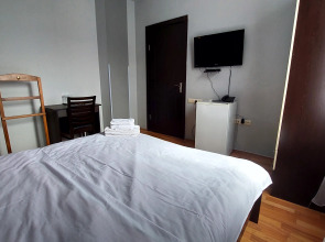 Отель Max Comfort