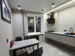 Квартира с 2 Изолированными Друг от Друга Спальнями