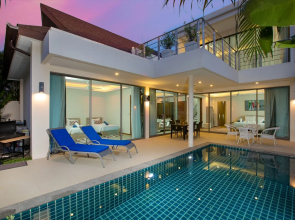 Raja 4BR Private Pool Villa