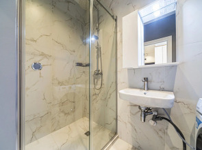 Апартаменты на 4 линии Васильевского Острова 51