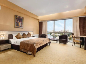 Отель Days Baku