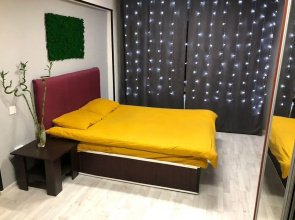 Na Bulvare Sherstneva 15A Flat