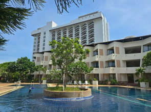 Отель Tropicana 