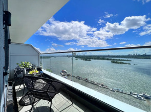 Апартаменты River Breeze