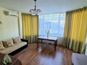 Taunkhaus Tryokhetazhny Na Pionerskom Prospekte 114v Private house