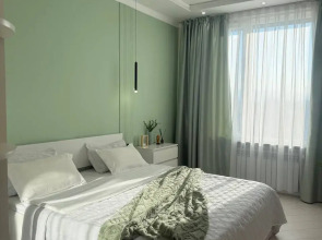 Svetlaya Uyutnaya Dvukhkomnatnaya Vozle Metro Flat