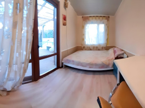 Volshebnyie Polyanyi Camping