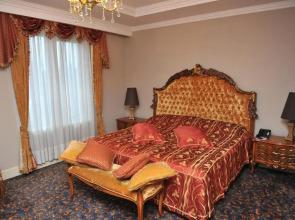 Отель Интурист Палас