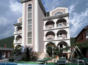Edem Guest House