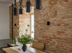 Мебелированные комнаты с Собственными Санузлами на Центральной Пешеходной Улице