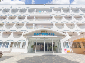 Kastropol Hotel	