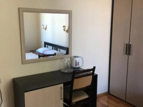 Отель Kiaraz Start