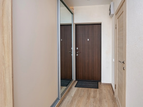 Апартаменты TopHouse на Можжевеловой 18, 103