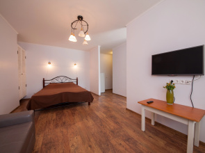 Apartamenty Kvartirov"̱ na Marksa