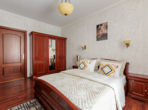 Квартира Трехкомнатная на Невском 45 DereMRents ДереМРентс