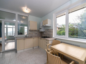 Гостевой дом Над Ялтой